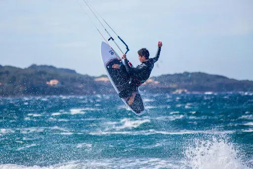 Kitesurfing